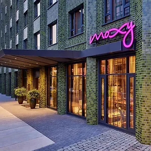 Moxy Muelheim *** Кёльн