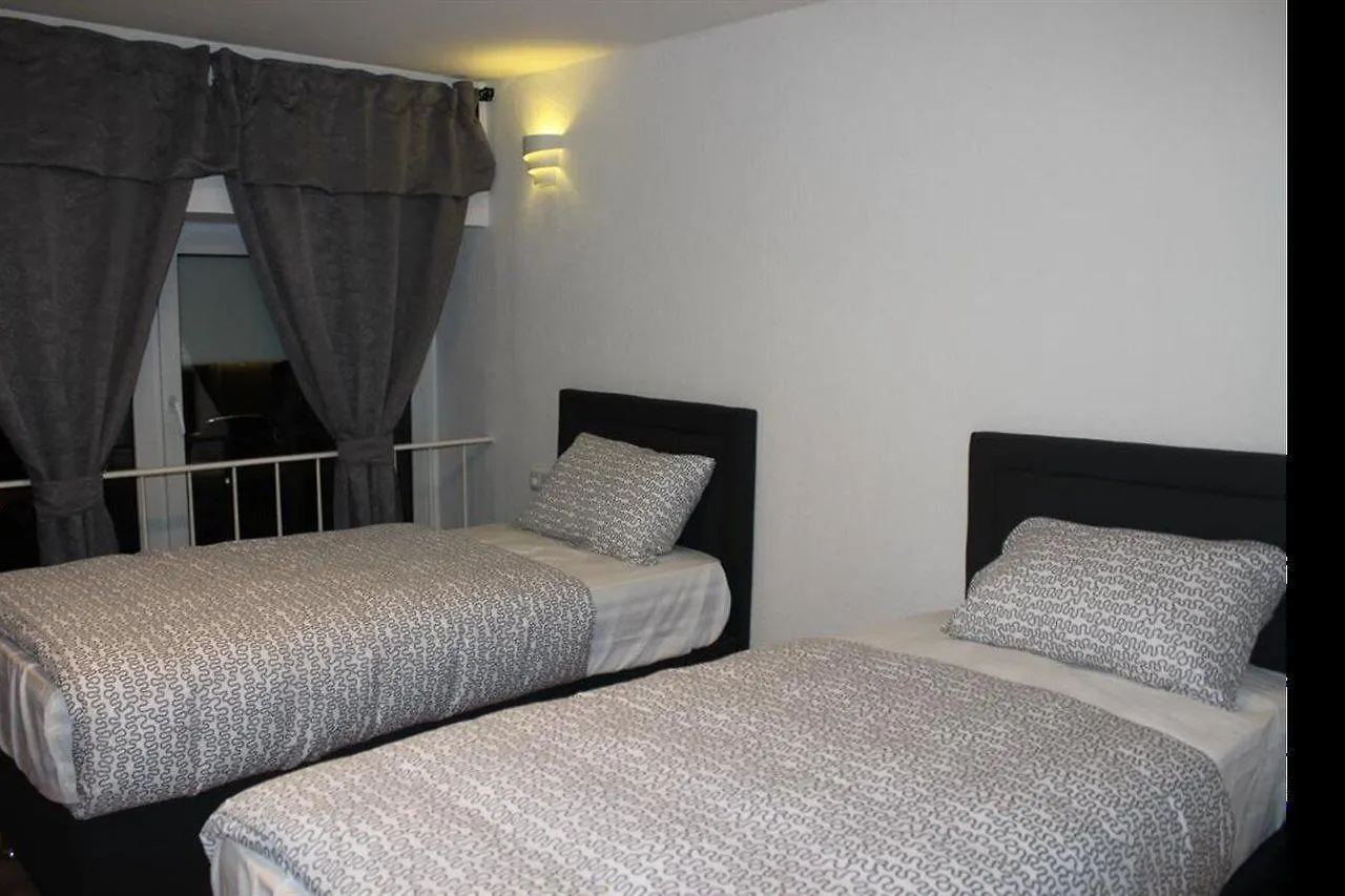 Hotel Garni Emir Cologne Maison d'hôtes