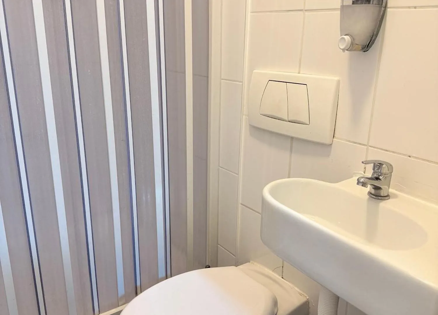 Hotel Garni Emir Cologne