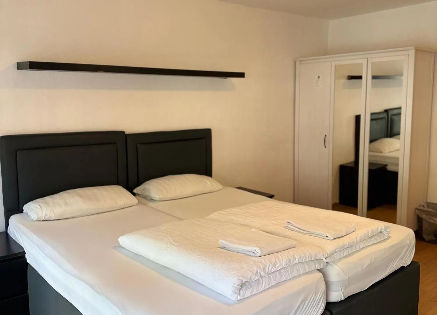 Hotel Garni Emir Cologne Maison d'hôtes